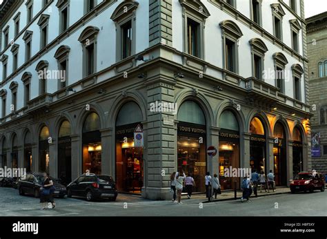 louis vuitton store firenze.